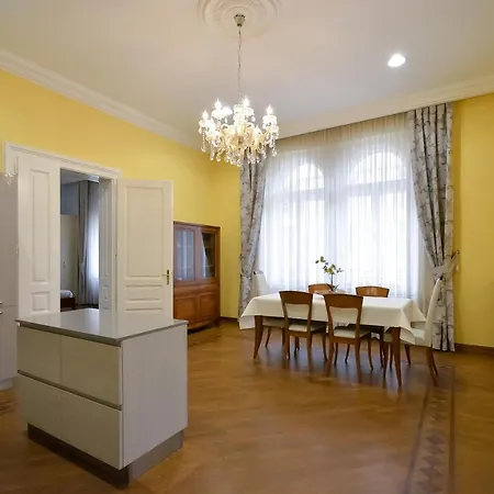 Dalmatinova 2-bedroom With Castle View * 卢布尔雅那