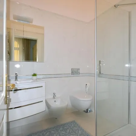 Dalmatinova 2-bedroom With Castle View * 卢布尔雅那